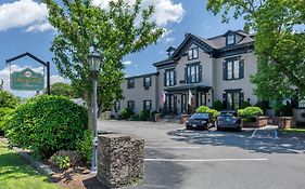 The Carriage House Inn Newport